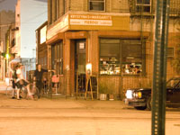K & M Bar